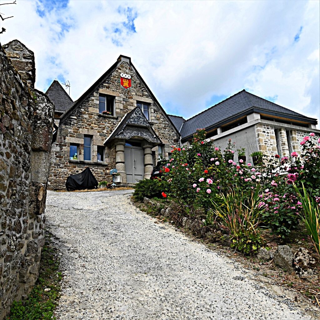 Dinan