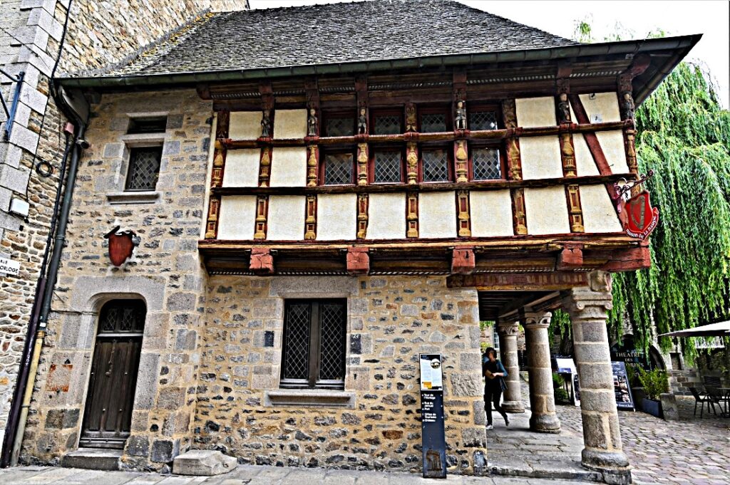 Dinan-L'Hôtel Keratry